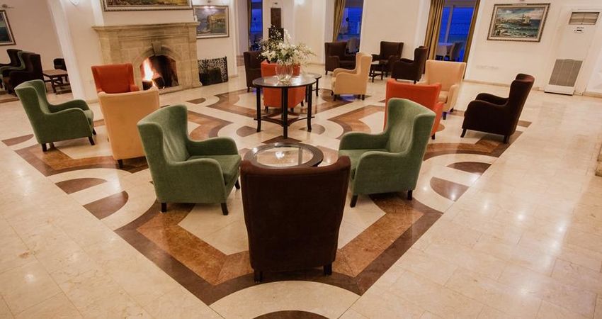 Dome Hotel