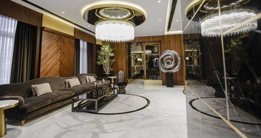 ROCKS HOTEL