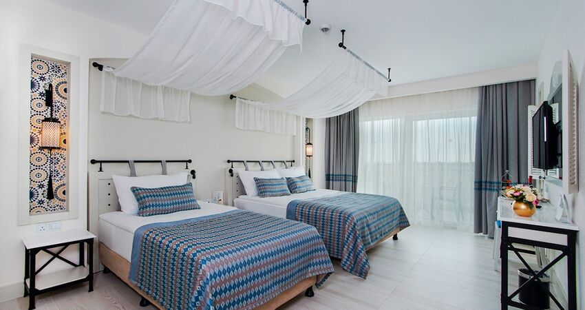 Limak Cyprus Deluxe Hotel