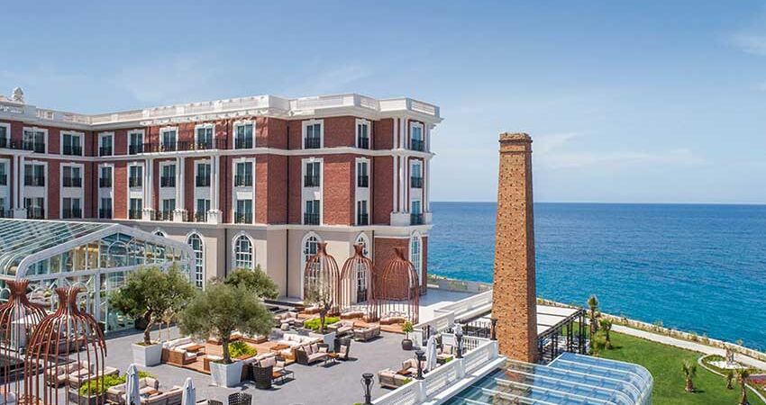 Kaya Palazzo Hotel