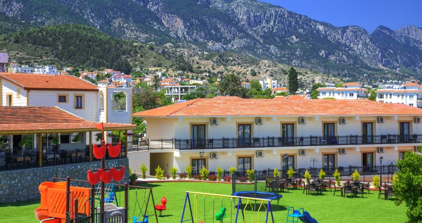 RIVERSIDE GARDEN RESORT HOTEL