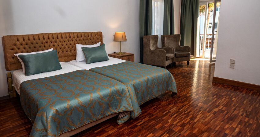 DOME HOTEL