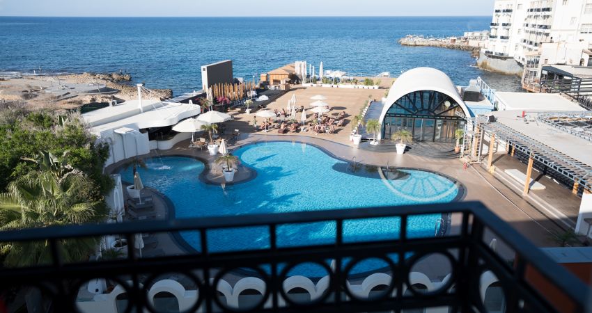 ROCKS HOTEL & CASINO