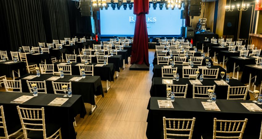 ROCKS HOTEL & CASINO