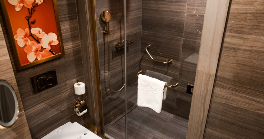 ROCKS HOTEL & CASINO