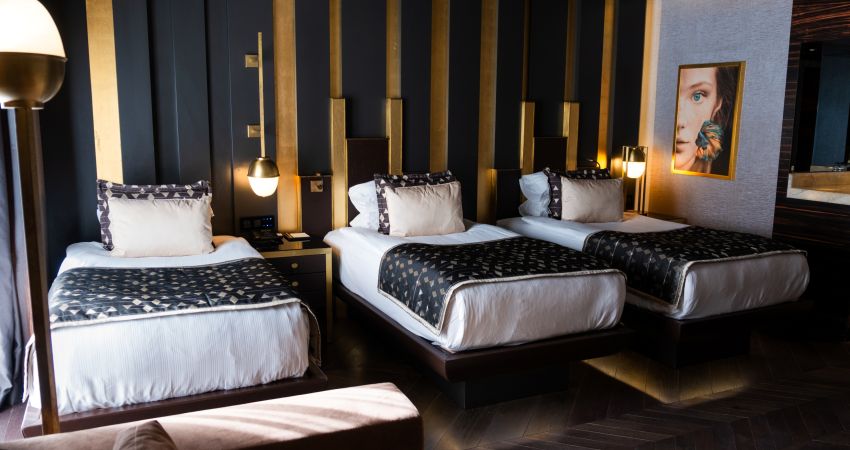 ROCKS HOTEL & CASINO