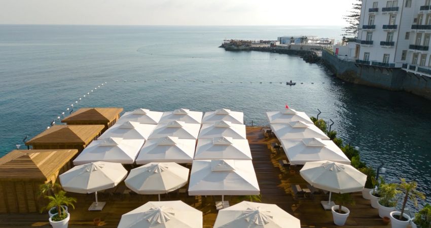 ROCKS HOTEL & CASINO