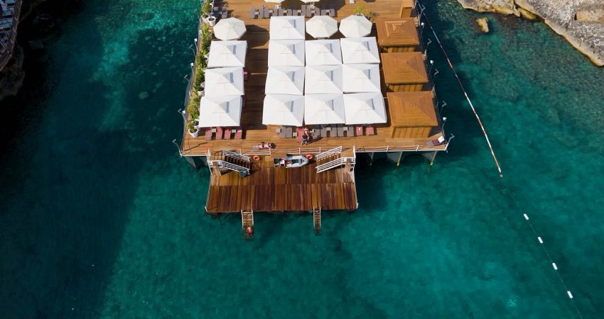 ROCKS HOTEL & CASINO