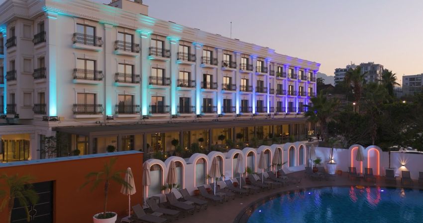 ROCKS HOTEL & CASINO