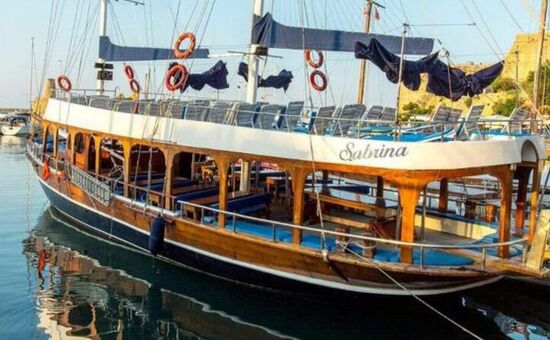 SHOPPING & BOAT TOUR - KYRENIA