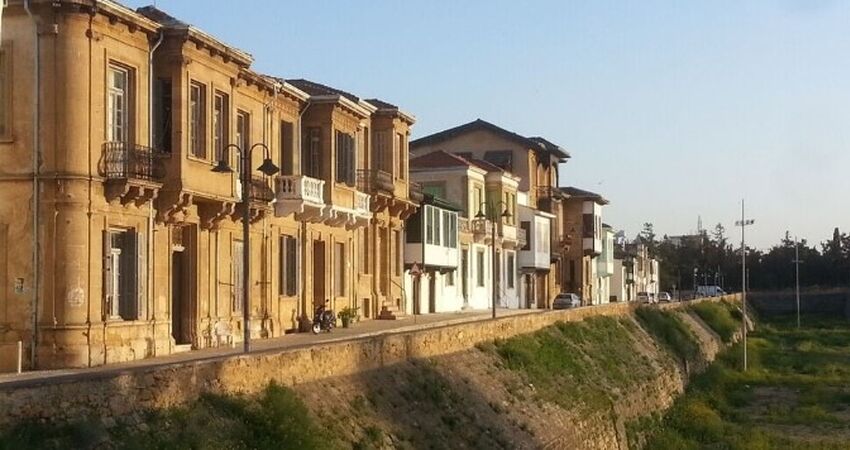 SHOPPING & CULTURE TOUR - NICOSIA